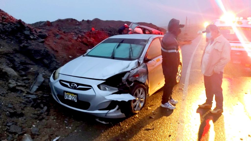 No para la mala racha violento y múltiple choque en la costanera Ilo