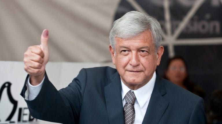 López Obrador arrasa en elecciones en México y lleva a la izquierda al poder