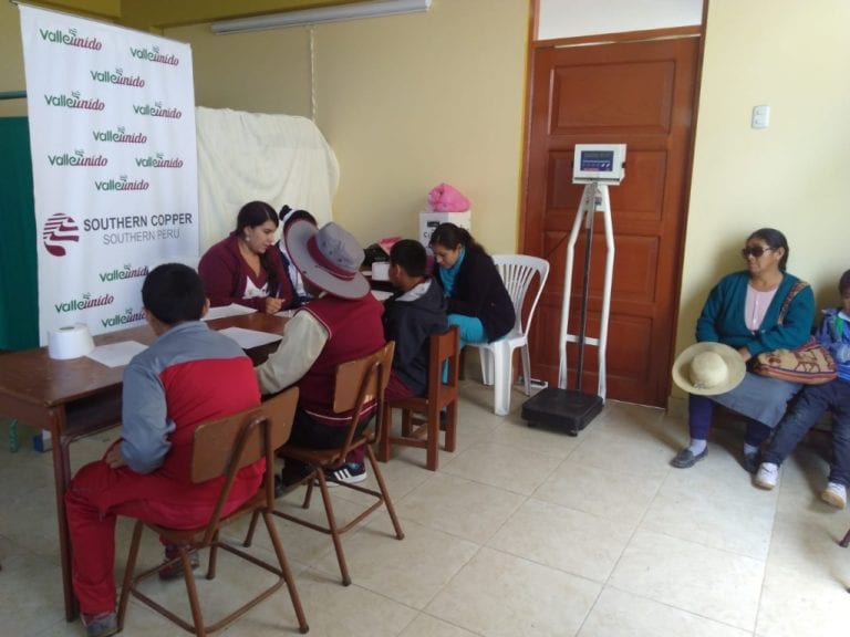 Realizan campaña médica para niños de Punta de Bombón