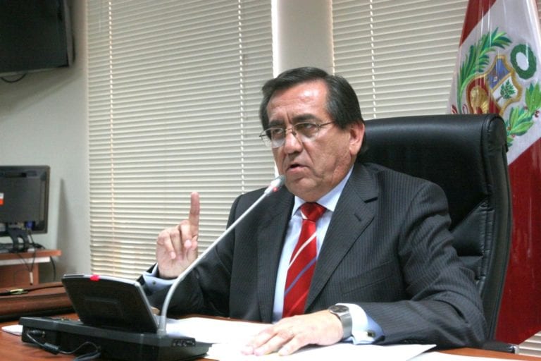 Del Castillo sobre denuncia de presuntos falsos aportantes: «Eso es antiaprismo»