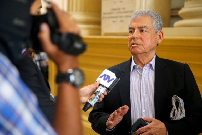 Villanueva: Chávarry no debe estar ni un minuto más en el cargo