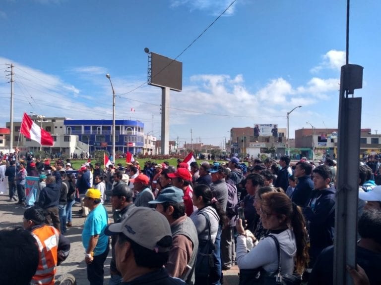 Moquegua e Ilo protagonizaron masiva protesta rechazando corrupción en el sistema judicial peruano
