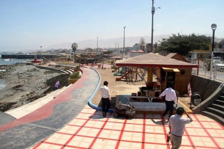 Vecinos de la Urb. Luis E. Valcárcel piden laborar en obra del Parque del Niño y la Familia