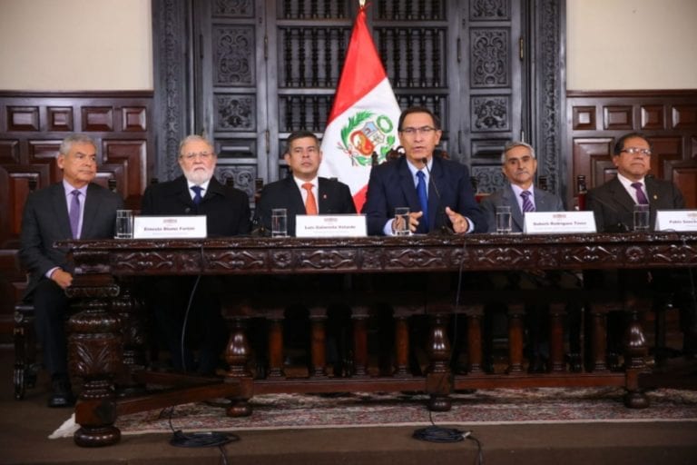 Presidente Martín Vizcarra pide al Congreso aplicar el artículo de la Constitución que permite remover a miembros del CNM