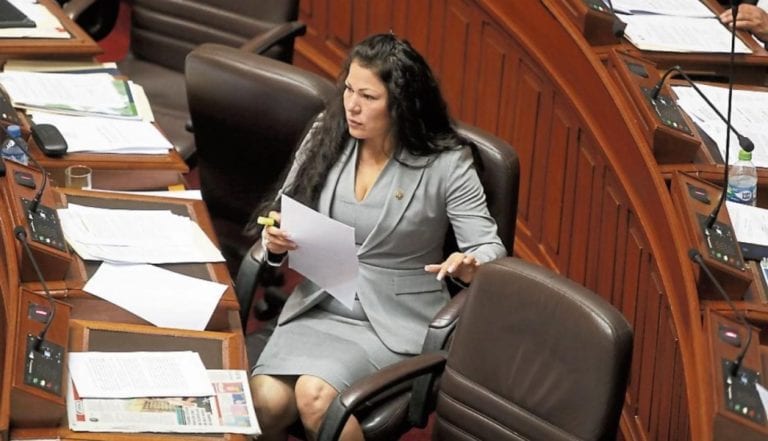 Comisión de Ética recomienda al Pleno suspender por 120 días a Yesenia Ponce