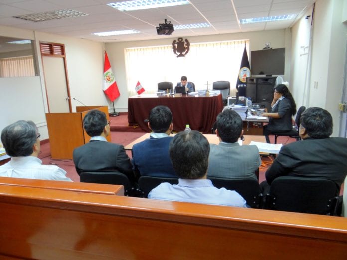 Absuelven a Hugo Espinoza en primera instancia - Caso Ceticos - Audiencia Judicial(4)