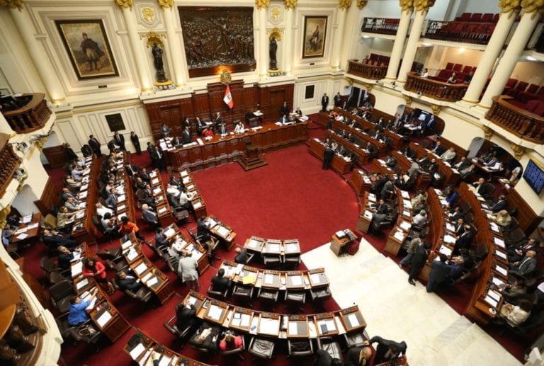 Comisión de Constitución aprueba cámaras compuestas por 130 diputados y 50 senadores