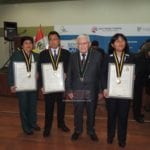 Graduacion Beca 600 Oscar Gonzalez Rocha, Manuel Sierra, Jorge Flores Quibarra, Margarita Lanchipa Lopez, Rosario Salinas Huaman, Alberto Briceño Ortega (1)