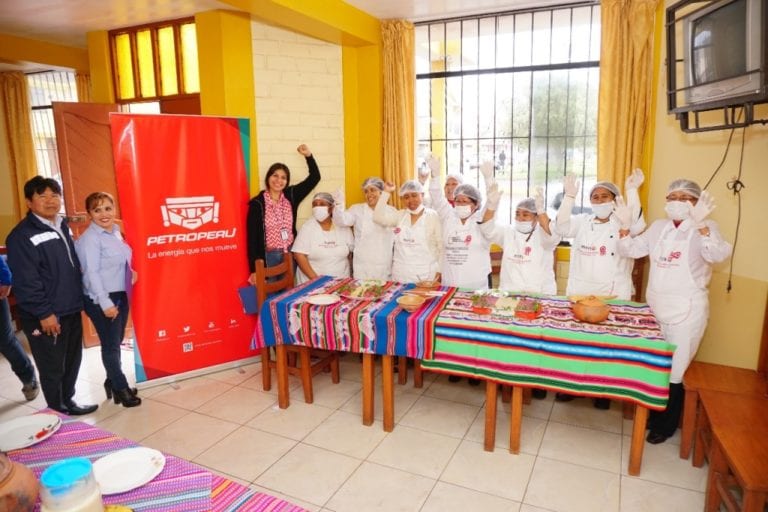 Madres de comedores populares de Ilo reciben apoyo de Petroperú