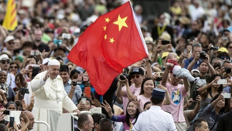 El Vaticano y China firmaron un acuerdo histórico para nombrar obispos
