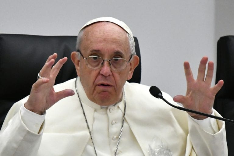 El papa Francisco convocó una reunión mundial de obispos para hablar de la prevención de abusos a menores