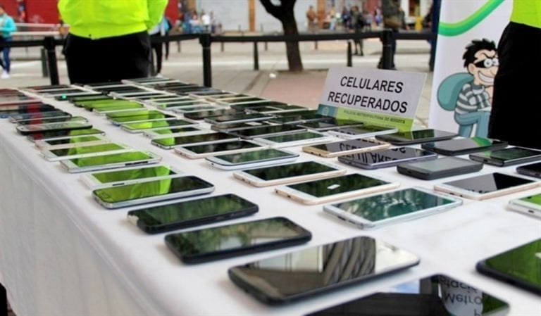 Recuperan en Lima 17 celulares robados en Moquegua