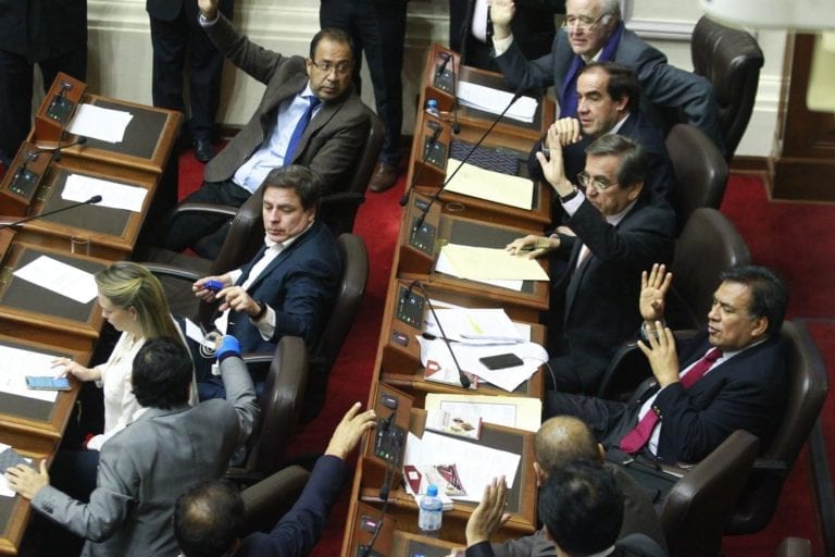 Declaraciones de Vizcarra causaron polémica en el Parlamento