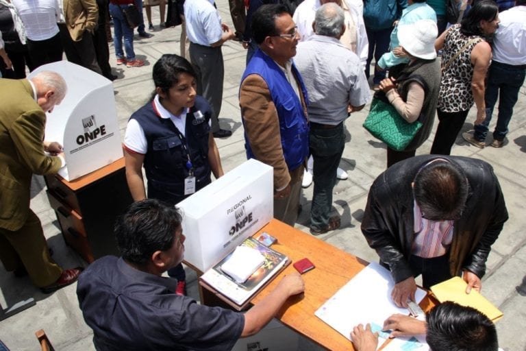 Conozca dónde votarán los candidatos al gobierno regional y municipios provinciales de Moquegua