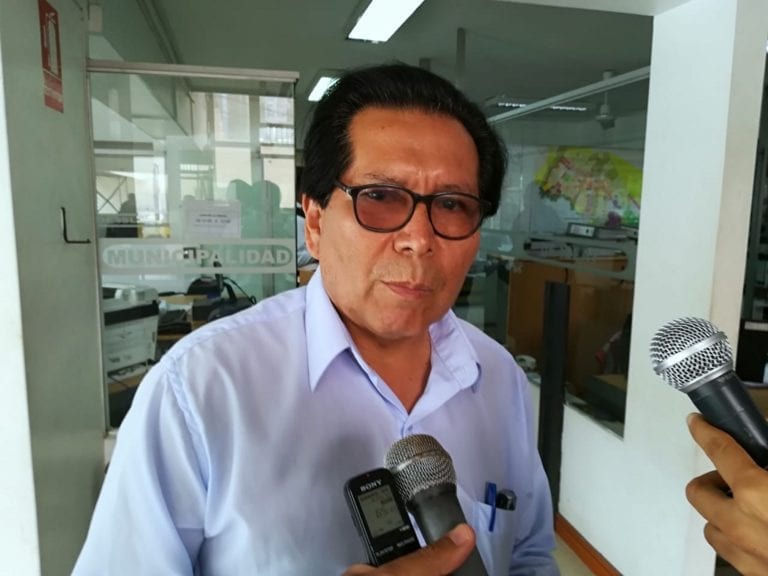 Licenciado Luis Peralta Claros renunció al cargo de gerente municipal