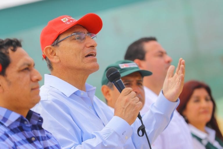 Vizcarra: «Prohibición de reelección comprende a los actuales congresistas»