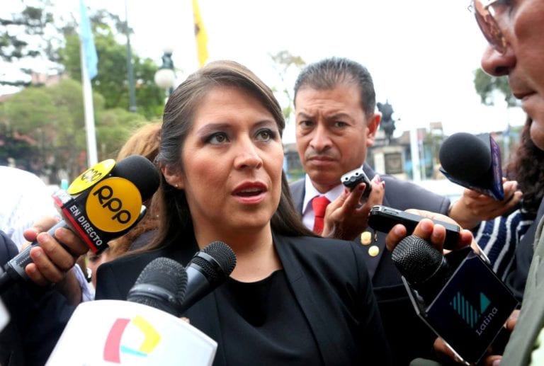 Yeni Vilcatoma formalizó denuncia contra Martín Vizcarra