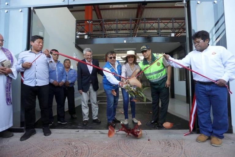 Gobernadora Regional de Arequipa inauguró moderno terminal terrestre en Camaná