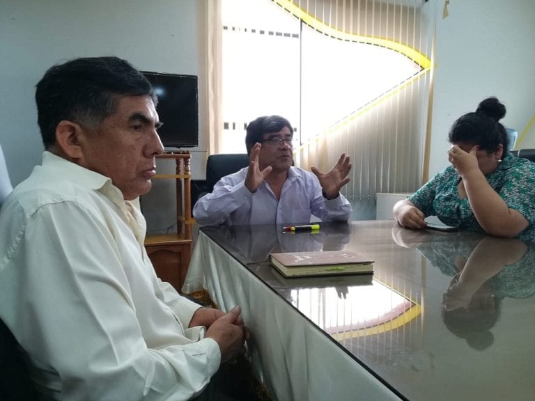 Alcalde Valdivia conoce caso de empresas que presentan documentación “bamba” para ganar obras