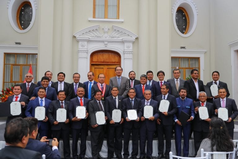 Presidente Vizcarra pide a gobernadores ser aliados en lucha contra la corrupción