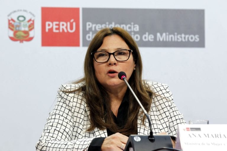 Feminicidio en Moquegua: Ministra de la Mujer otorga asistencia integral a familia