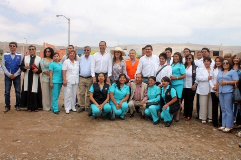 Gobierno Regional Arequipa entregó terreno para mini hospital de Cocachacra  