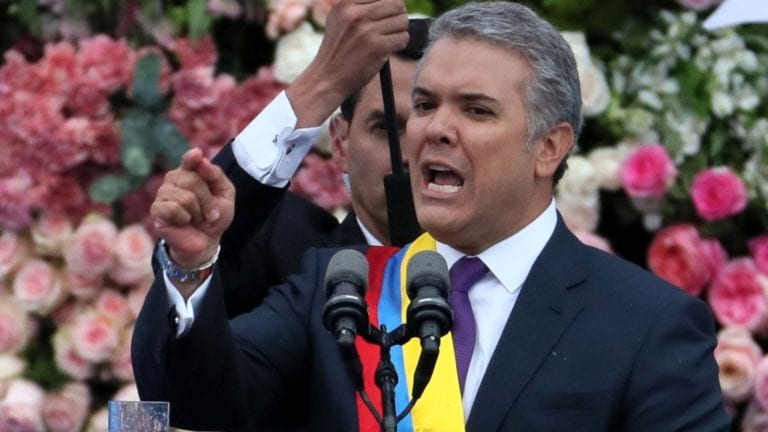 Gobierno de Colombia subió a 251 dólares el salario mínimo para 2019