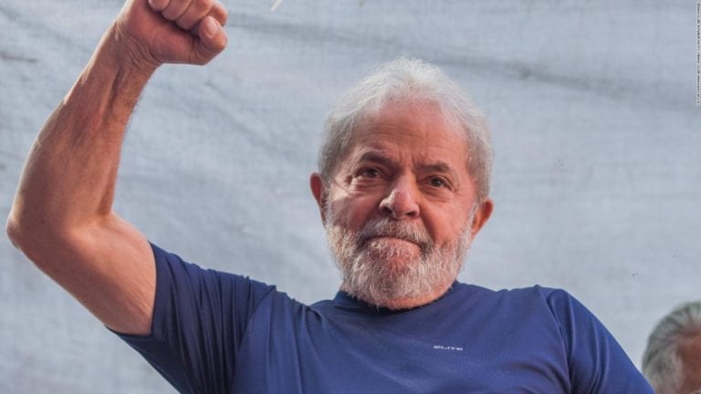 Juez brasileño emite fallo que puede liberar a Lula da Silva de forma inminente