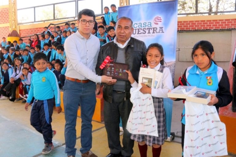 Southern Peru premió a ganadores de concurso “Relátame un cuento torateño”