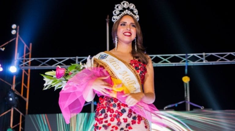 Andrea Paz Salinas fue elegida Miss Mollendo 2019