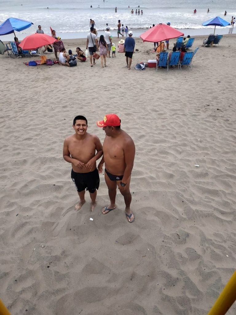 Joven bañista fue rescatado en la playa Boca del Río