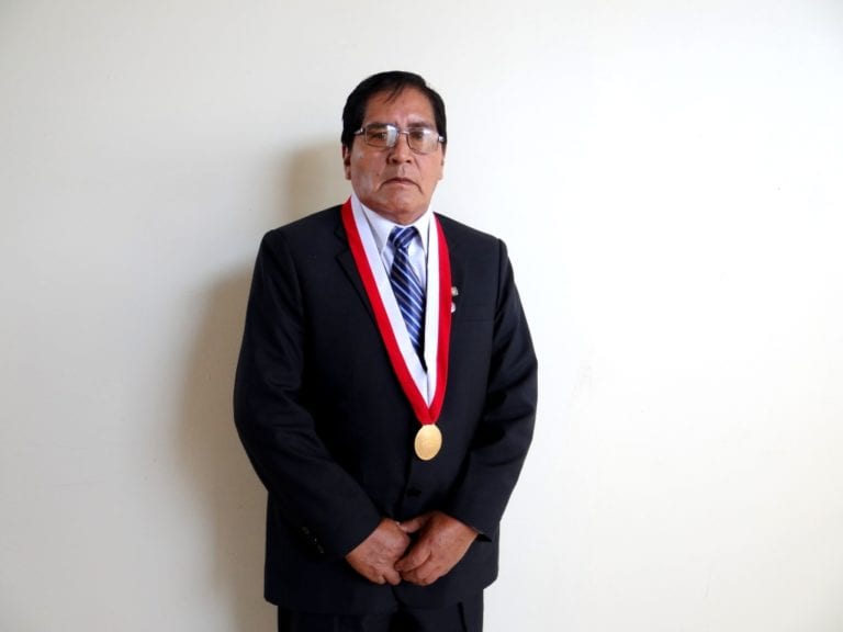 David Yujra juramentó como alcalde del C.P. San Antonio