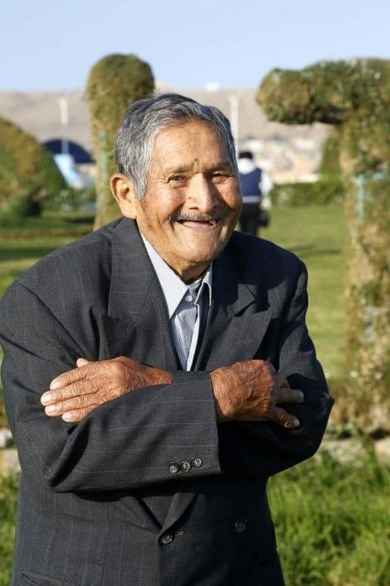 Don Eliborio Baylón Lazo hoy cumple 100 años de vida dedicada a sus hijos y familia