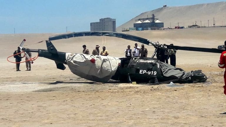 Dos muertos tras caída de helicóptero del Ejército en Ilo