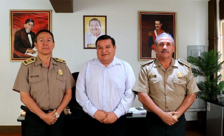 Alcalde Abraham Cárdenas y general PNP comprometen trabajos en seguridad ciudadana