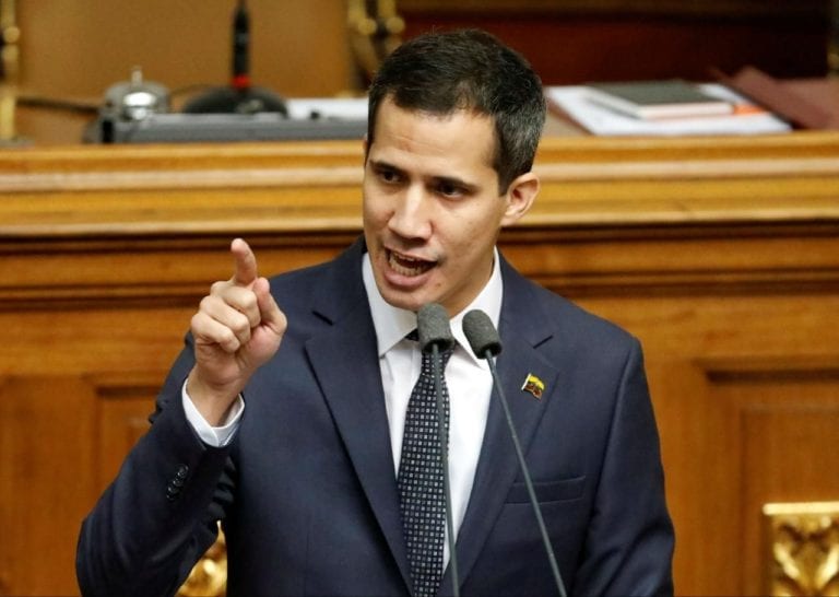 Opositor Juan Guaidó pide ayuda militar, civil y extranjera para tomar mando en Venezuela