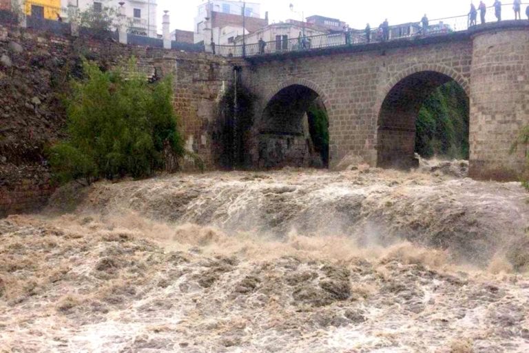 Arequipeños alertas por aumento del caudal del río Chili