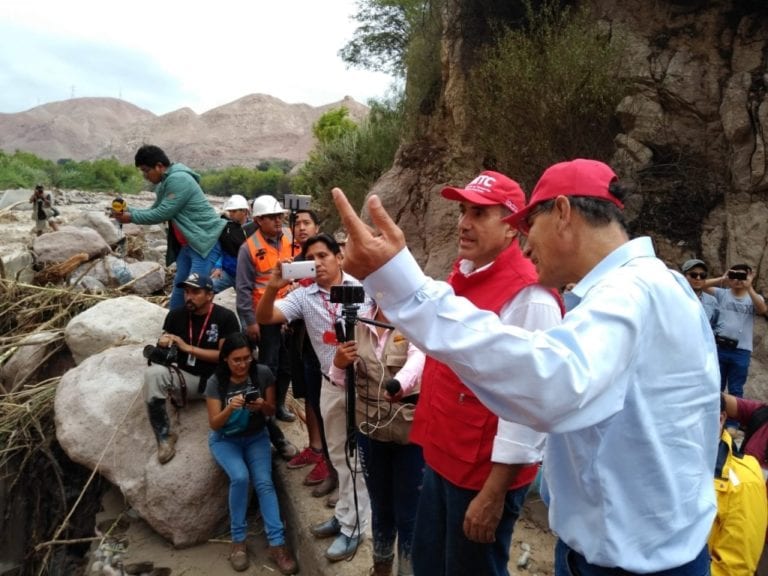 Ministro de Agricultura verificó daños ocasionados por lluvias y desbordes en Moquegua 