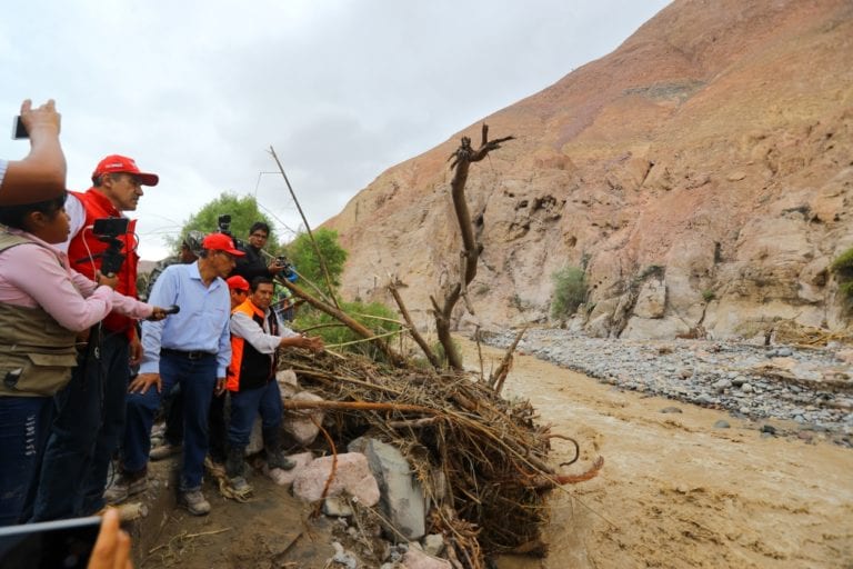 Moquegua: desborde de río afectó 120 viviendas, siete puentes y un colegio