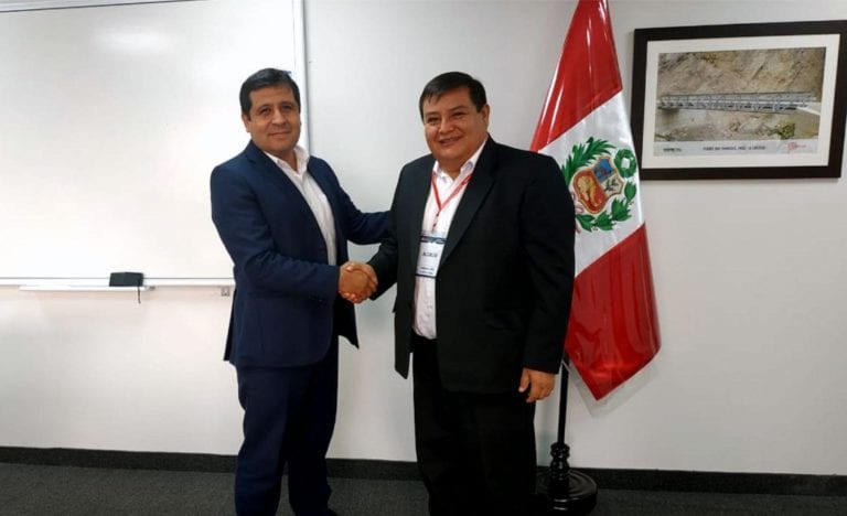 Alcalde Abraham Cárdenas logra recursos para obras viales a favor de Moquegua