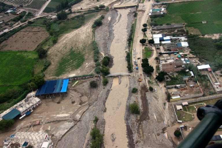 Moquegua: Se restableció el tránsito en la Panamericana sur por el puente Yaravico