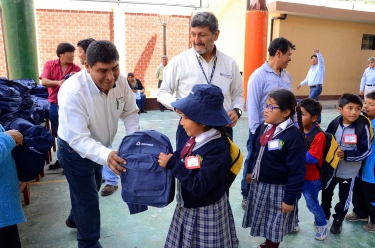 Anglo American entregará más de 5 mil mochilas con útiles escolares