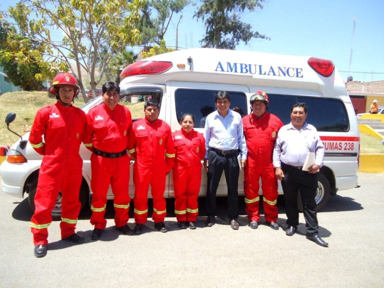 Entregan ambulancia a la Compañía De Bomberos N° 238 de Carumas