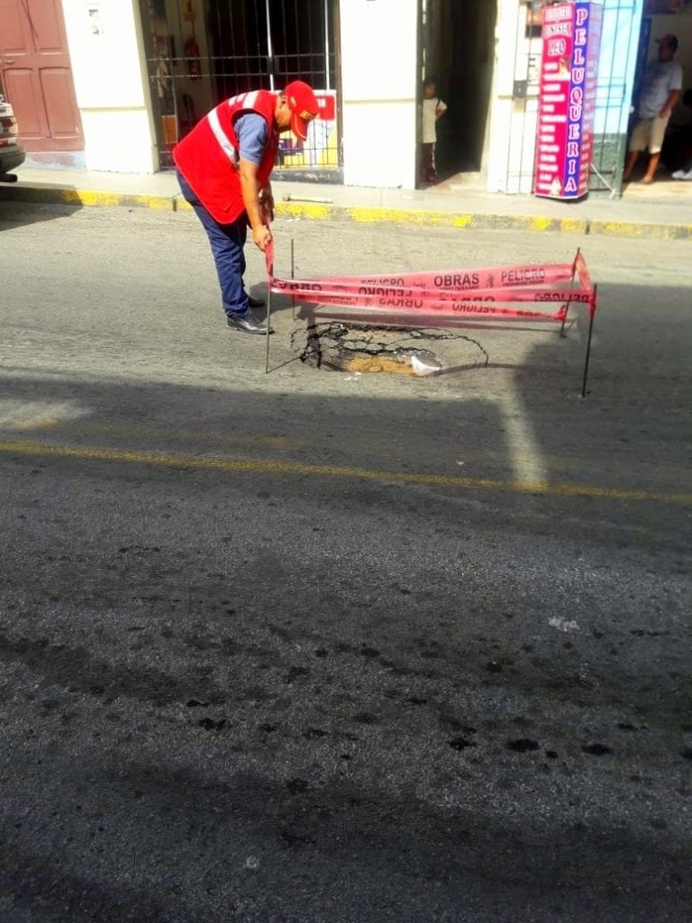 Inspectores de transportes advierten sobre forado en calle Comercio