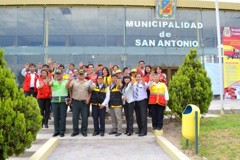 Autoridades juramentan como miembros de la “Red de prevención contra la violencia familiar”