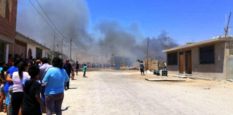 Balón de gas explota y provoca pavoroso incendio en de la Pampa Inalámbrica