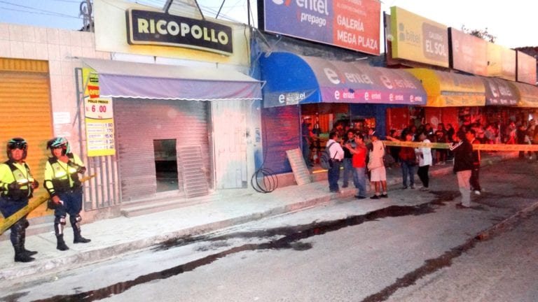 Se registró amago de incendio en pollería Rico Pollo   