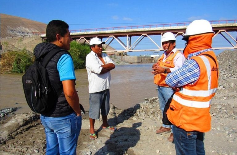 Camaroneros piden solución ante reconstrucción del puente Freyre