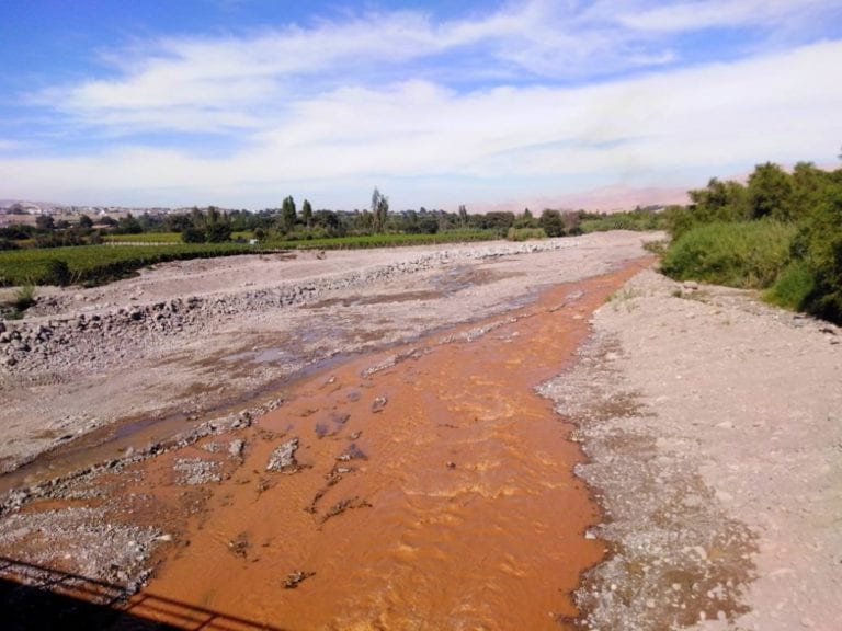 Confirman que cambio de coloración de las aguas del río Otora se debe a la presencia de arcilla