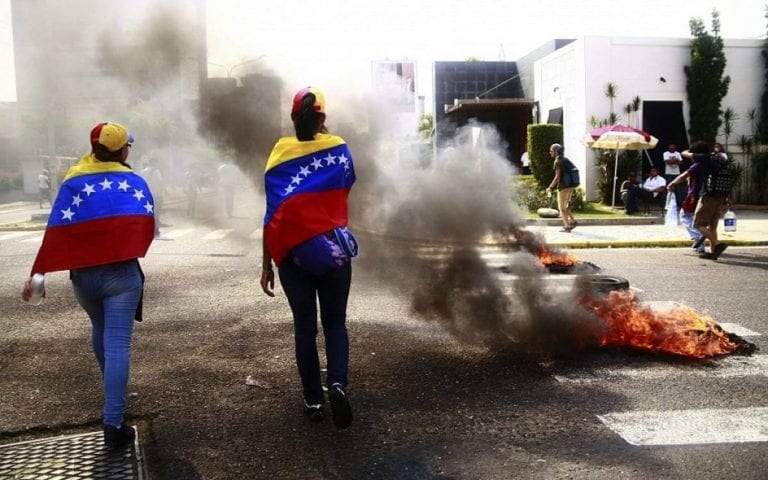 Dos adolescentes murieron durante las protestas opositoras en Venezuela